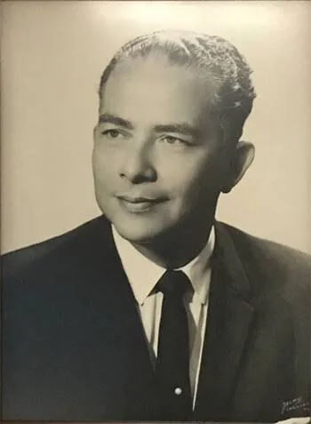 hERNAN MENDEZ