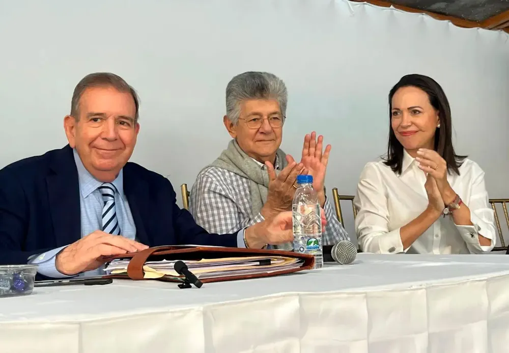 Edmungo González, Henry Ramos y María Corina Machado