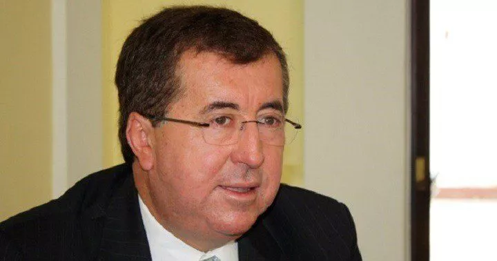 César-Pérez-Vivas