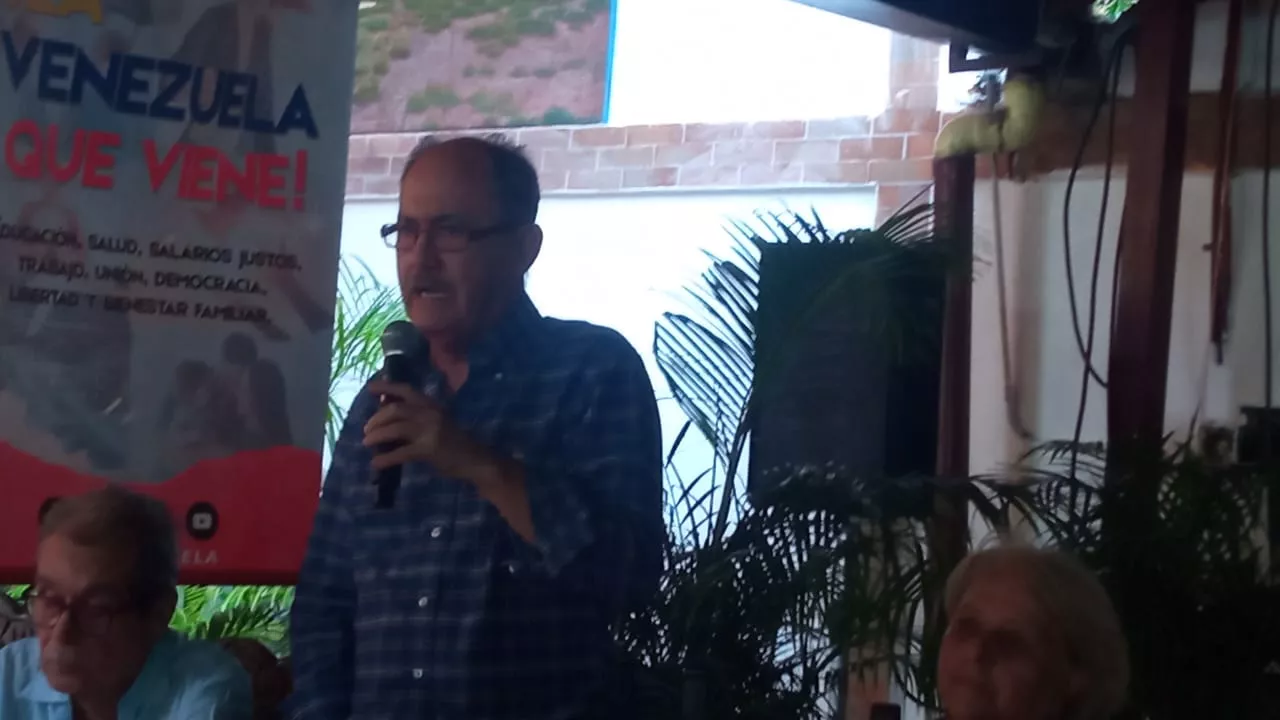 Felipe Mujica