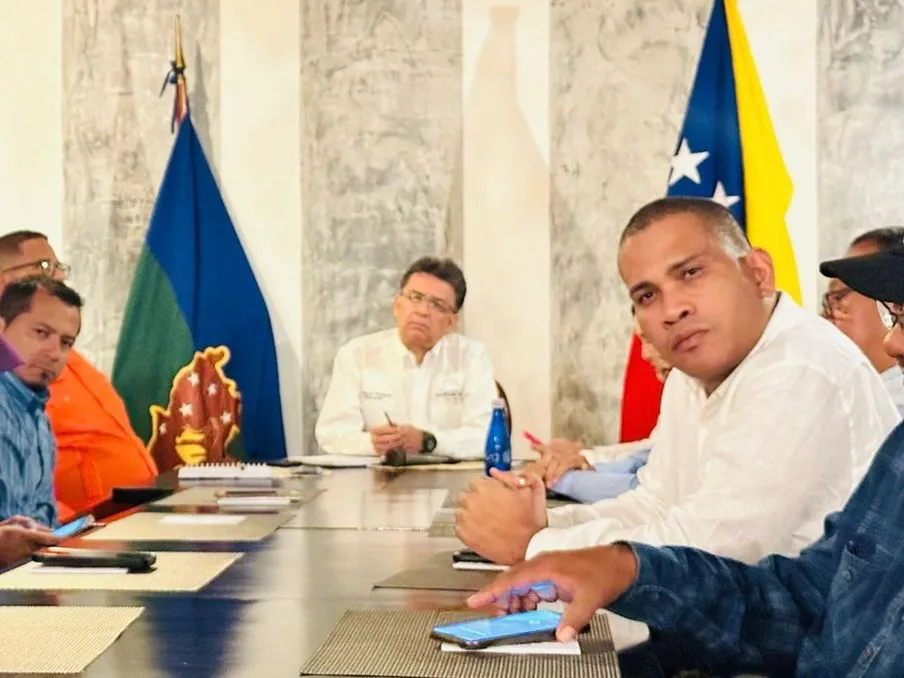 Leocenis Garcia-Gobernador de Amazonas