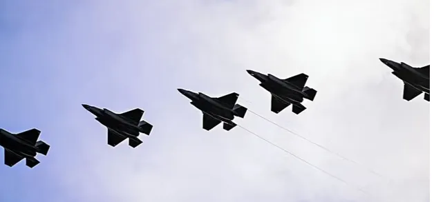 f35