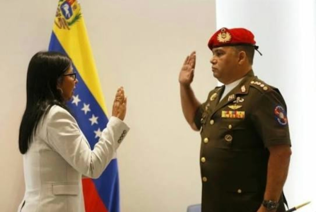 comandante-de-la-Guardia-de-Honor-Presidencial-12