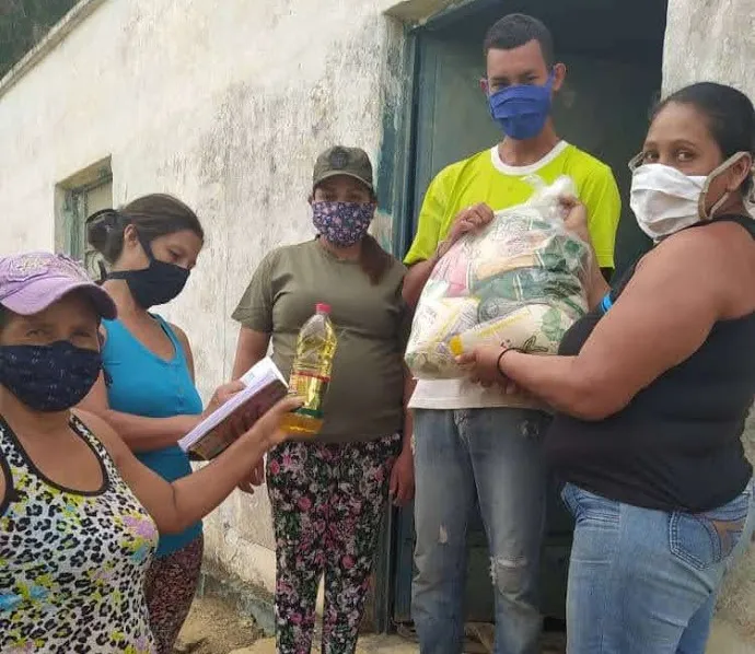 1- Los Clap se convirtieron en la solución más efectiva para llevar alimentos a las comunidades