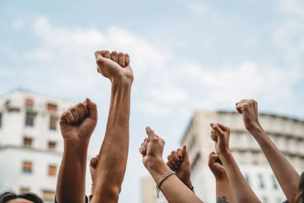 DERECHOS HUMANOS