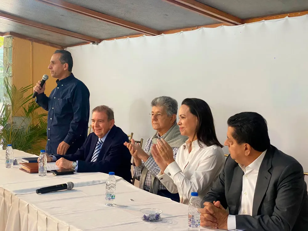 Piero Maroun, Edmundo González, Henry Ramos, María Corina y Edgar Zambrano