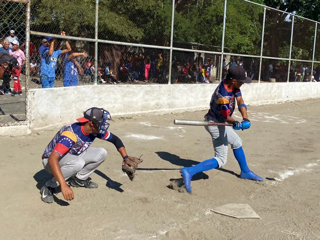 Beisbol caliche1