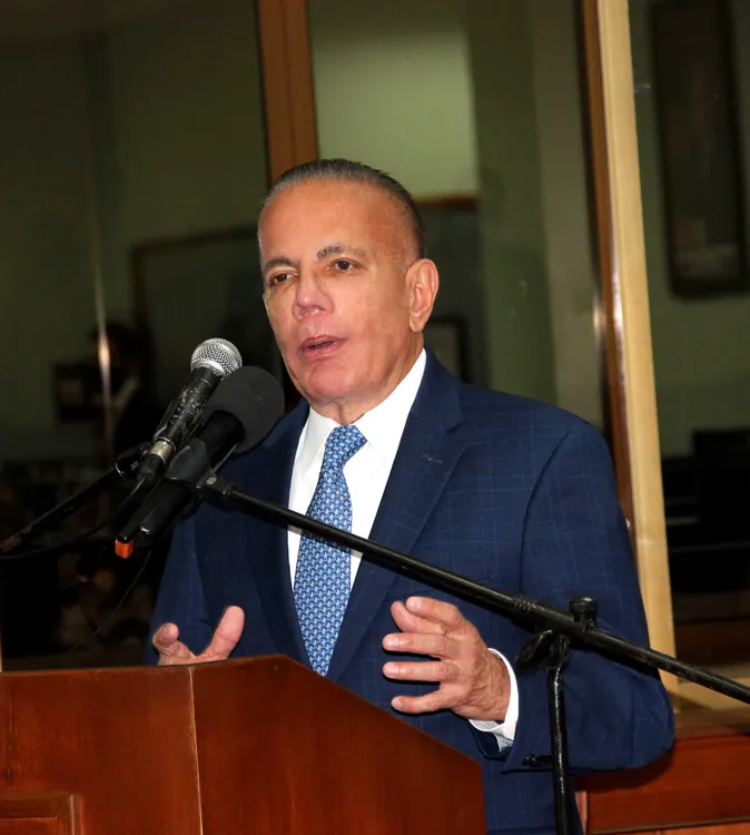Manuel Rosales