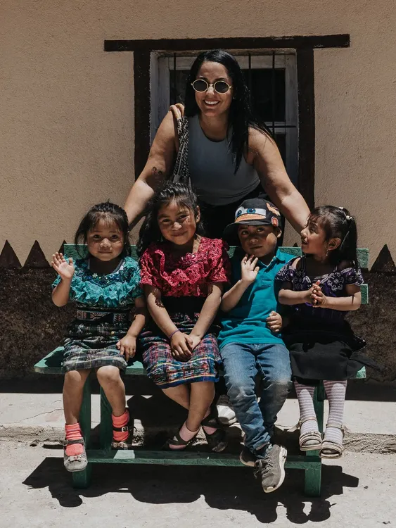 Jacqueline Polanco impulsa alianza con Mercado Global para beneficiar a mujeres indígenas en Guatemala 06
